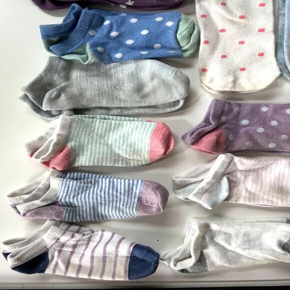 25 pair Girls Kids Sock Bundle includes Christmas Hello Kitty Floral Knee Socks - Picture 5 of 7